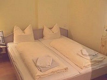 Apadana Frankfurt 2* Frankfurt am Main